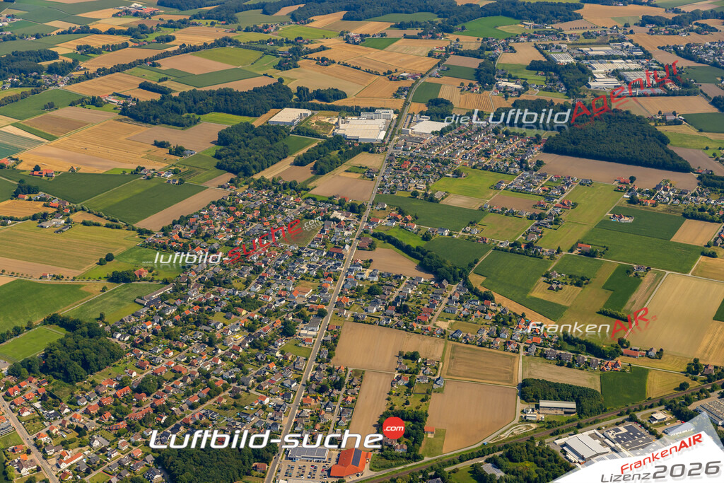 Rödinghausen Bild- Das Luftbild wurde 2025 vom UL-Flugzeug heraus erstellt ( keine Drohne bzw. Drohnenaufnahme ) - Hochauflösende Luftaufnahme -Nicht vergleichbar mit Google Maps oder Satelittenbilder- Die Geschenkidee !Mit Lizenz und Bildrechte bestellbar - CC