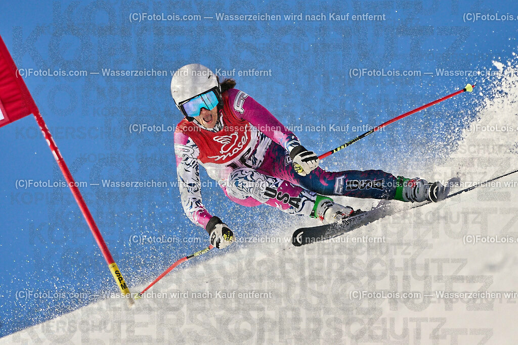 ALP4512_WCM-SuperGiant_Kat-C_Densmore Ballard Lisa | (C)FotoLois.com, Alois Spandl, World Criterium Masters Ski Alpin 2023 Hochkar, SuperGiantSlalom, Kategorie C, Mi 22. März 2023.