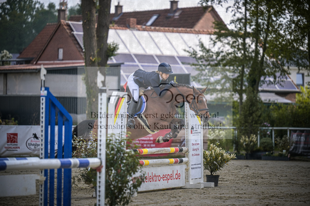 DOS_4326 | Entdecke hochwertige Reitturnierfotos von Foto Oger. Professionell, emotional und authentisch – jetzt Lieblingsmomente im Shop bestellen.Deutschlandweite Turnierfotografie. - Realisiert mit Pictrs.com