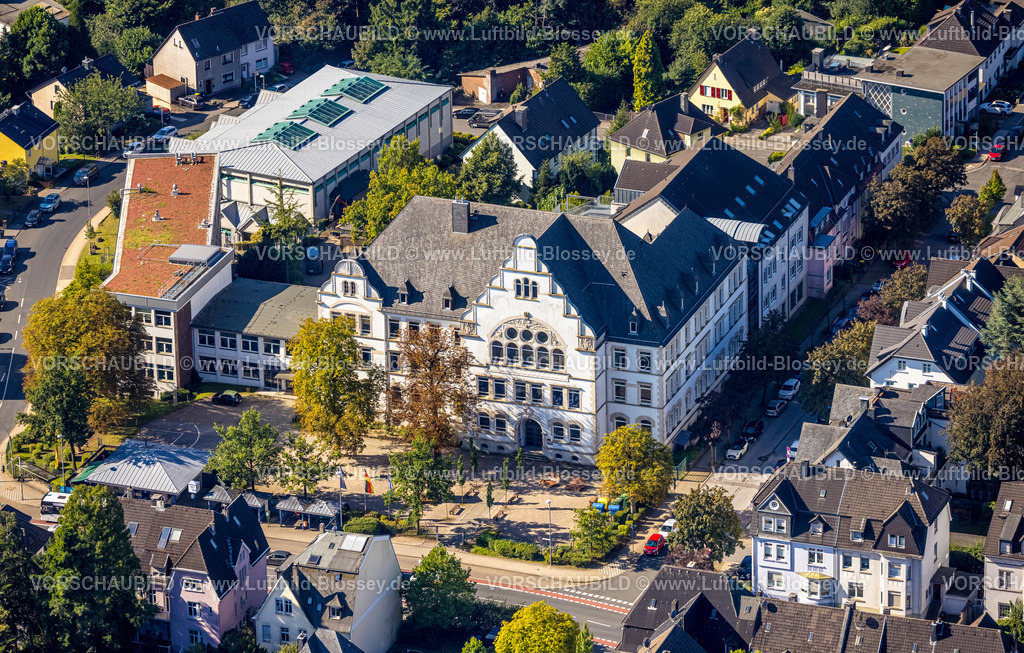 Velbert240812627 | Luftbild, Nikolaus-Ehlen-Gymnasium am Friedrich-Ebert-Platz, Velbert, Ruhrgebiet, Nordrhein-Westfalen, Deutschland