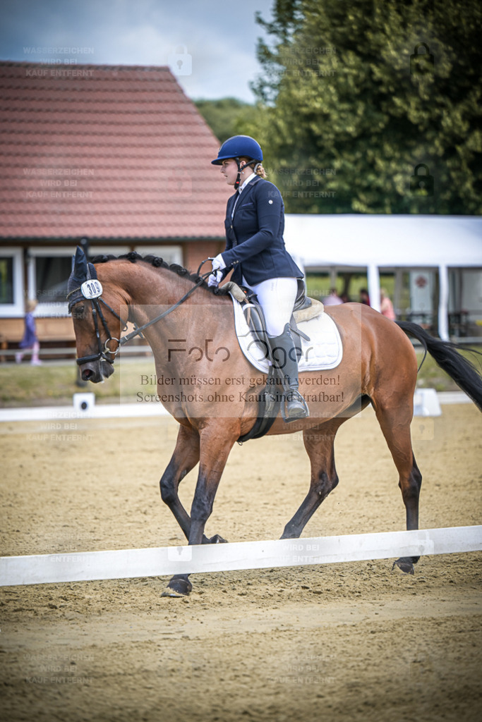 DOS_1389 | Entdecke hochwertige Reitturnierfotos von Foto Oger. Professionell, emotional und authentisch – jetzt Lieblingsmomente im Shop bestellen. - Realisiert mit Pictrs.com