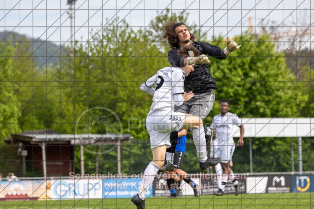 20250426_162318_0176 | #, SGM 1.FC Donzdorf/Reichenbach (weiß) vs. SGM FV 08 Unterkochen (blau), Fussball, A-Junioren Regionenstaffel Mitte 3 - WfV, Saison 2024/2025, Rasenplatz, Lautertal Stadion, Süßener Straße 16, 73072 Donzdorf, 26.04.2025 - 16:00 Uhr,Foto: PhotoPeet-Sportfotografie/Peter Harich