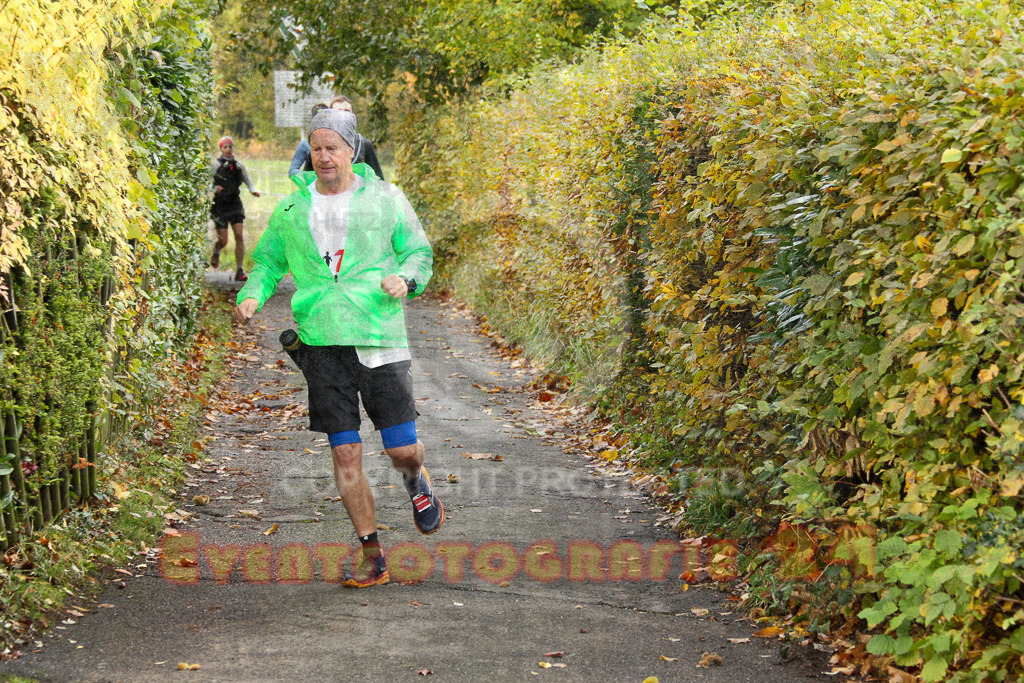251026_1004_EV4_3959 | Sportfotografie im Rhein-Sieg Kreis, Köln, Bonn, NRW, Rheinland Pfalz, Hessen, etc. Unser Tätigkeitsfeld umfasst den Laufsport vom Volkslauf über den Marathon, Duathlon, Triathon bis zum Ultralauf wie Kölnpfad Ultra oder Schindertrail.