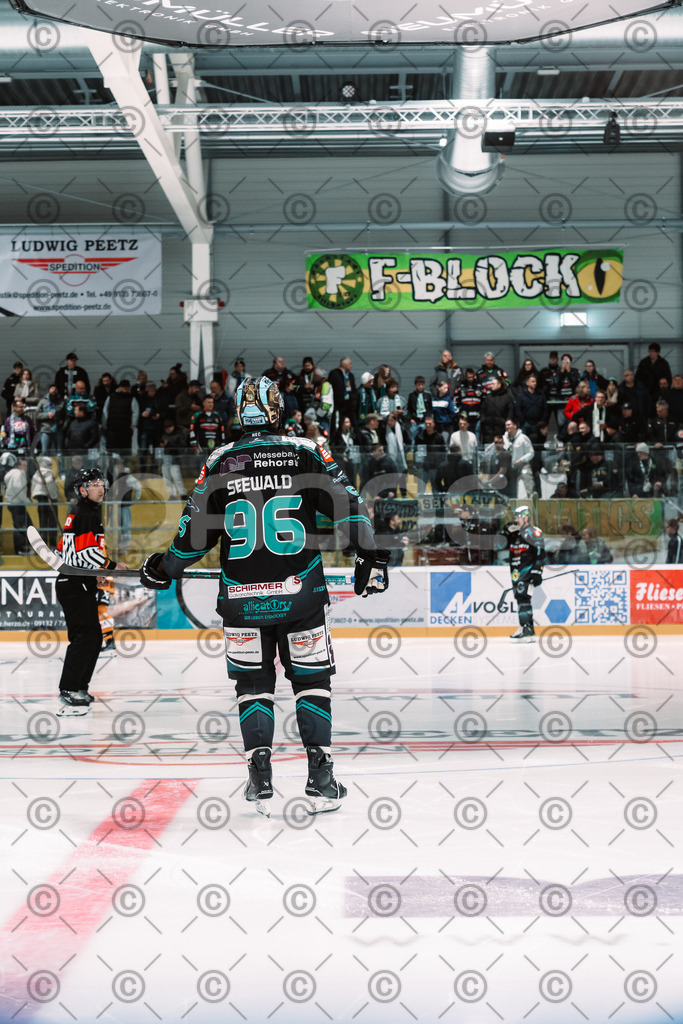 Alligators_vs_Fuessen_26.10.2025-063 | Höchstadt Alligators Fotogalerie: Eishockey-Action aus Franken. Professionelle Spielfotos, Portraits & Stadionbilder zum Download. Jetzt entdecken! - Realisiert mit Pictrs.com