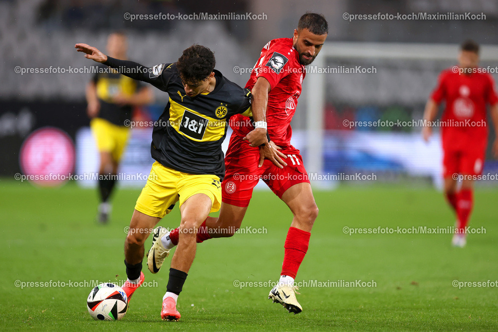 RWE3Liga25092402072 | 25.09.2024, Essen, Fußball,  Rot-Weiss Essen – Borussia Dortmund II (U23), bwin 3. Liga Herren, Stadion an der Hafenstraße, 7. Spieltag Saison 2024 2025: xxxxxxxxxxxxxxx gegen Ramien Safi (RWE #11) DFB regulations prohibit any use of photographs as image sequences and or quasi-video.