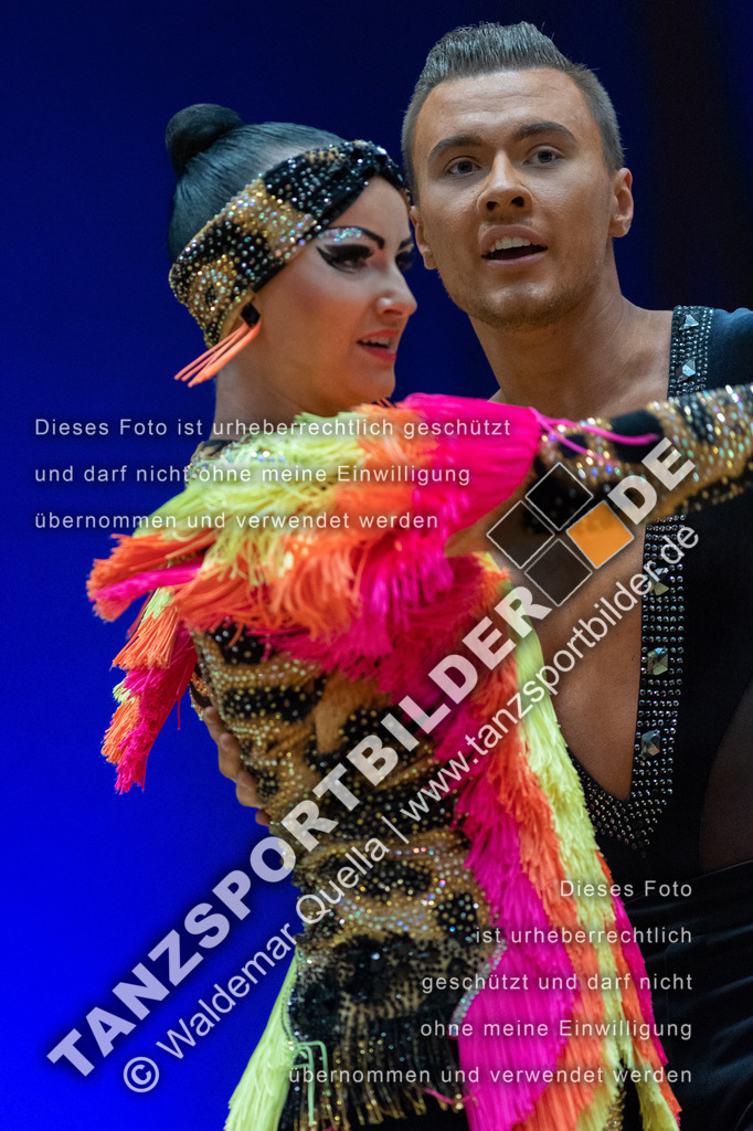 20230115-01447 | Hier finden Sie Tanz Bilder vom Latein und Standard Formationen tanzen. Sportbilder vom Tanzsport. Schöne Fotos und von Weltmeisterschaft, Europameisterschaft, Bundesliga, Regionalliga, Oberliga und Landesliga sowie von GOC Stuttgart, DanceComp, WM Bremen