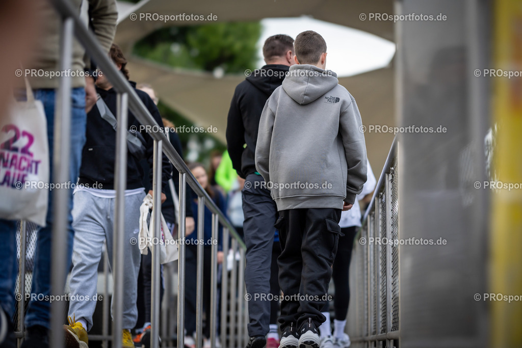 22. ASV Nachtlauf; Koeln, 28.05.25 | Impressionen vom 22. ASV Nachtlauf am 28.05.25 am Tanzbrunnen in Koeln. Foto: BEAUTIFUL SPORTS/Leah Kohring