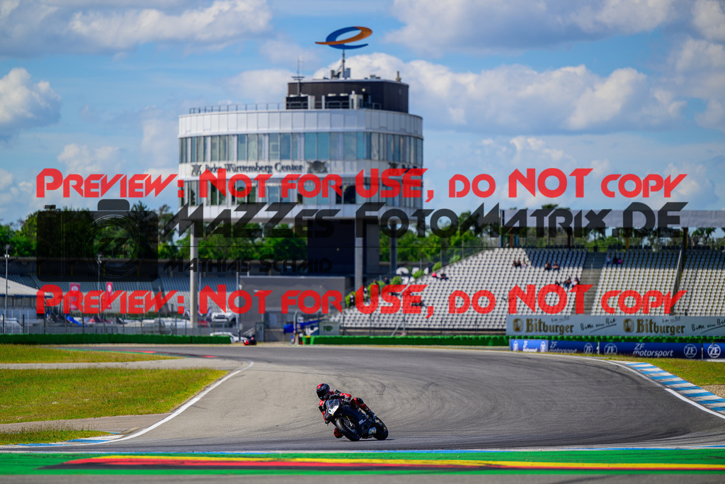 MaZZes_FotoMatrix_240615_6021986_8903 | ROT