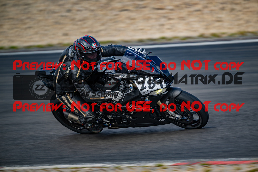 MaZZes_FotoMatrix_230719_7185 | GELB