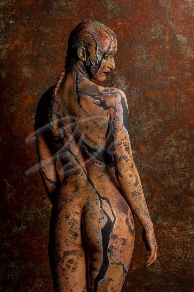 Bodypainting-ROSTY_4207b | #008 | Modell: Juliane | Foto: Jörg Bredemeier - Realisiert mit Pictrs.com
