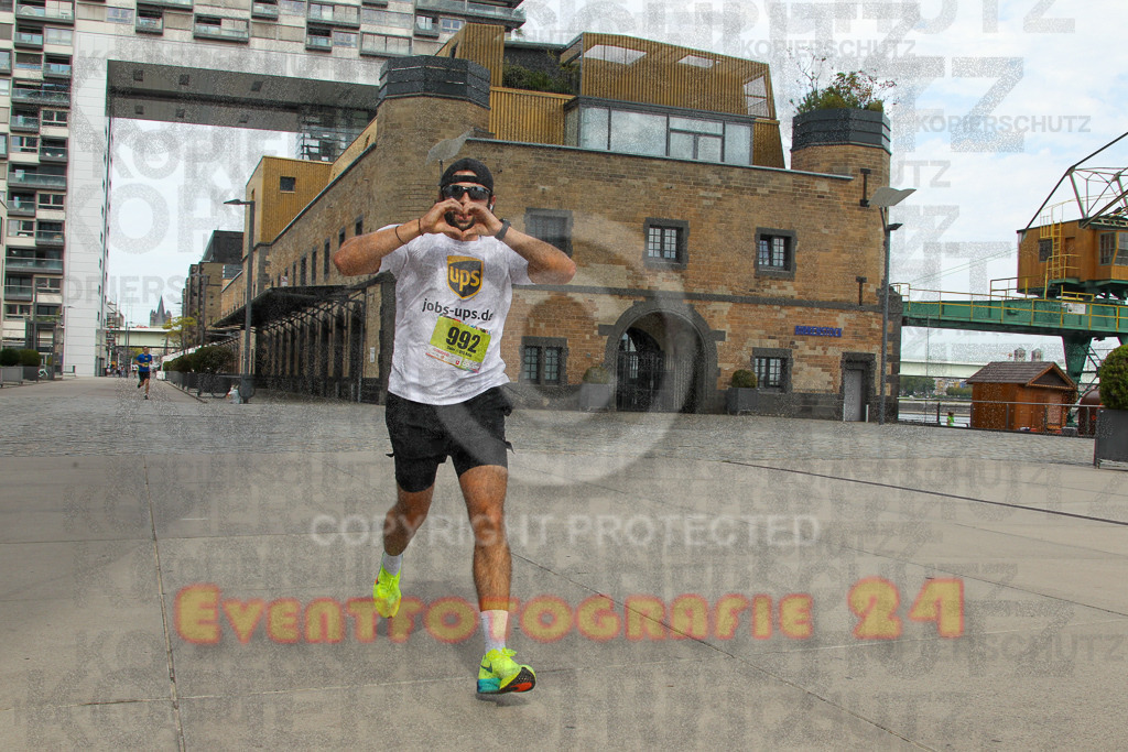 250920_1318_EV4_5199 | Sportfotografie im Rhein-Sieg Kreis, Köln, Bonn, NRW, Rheinland Pfalz, Hessen, etc. Unser Tätigkeitsfeld umfasst den Laufsport vom Volkslauf über den Marathon, Duathlon, Triathon bis zum Ultralauf wie Kölnpfad Ultra oder Schindertrail.