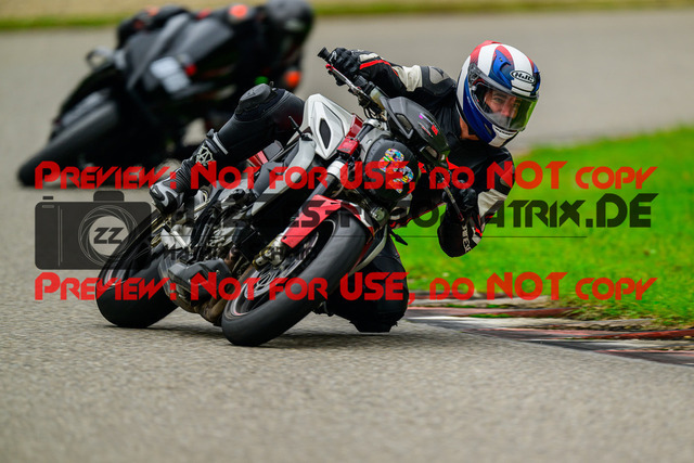 MaZZes_Fotomatrix_20241003_6007705_7793 | ROT