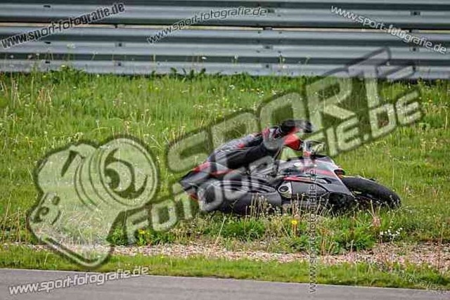 pubi7299 | Professionelle Fotos von Sportveranstaltungen, aber auch Hochzeiten und anderen Events. - Realisiert mit Pictrs.com