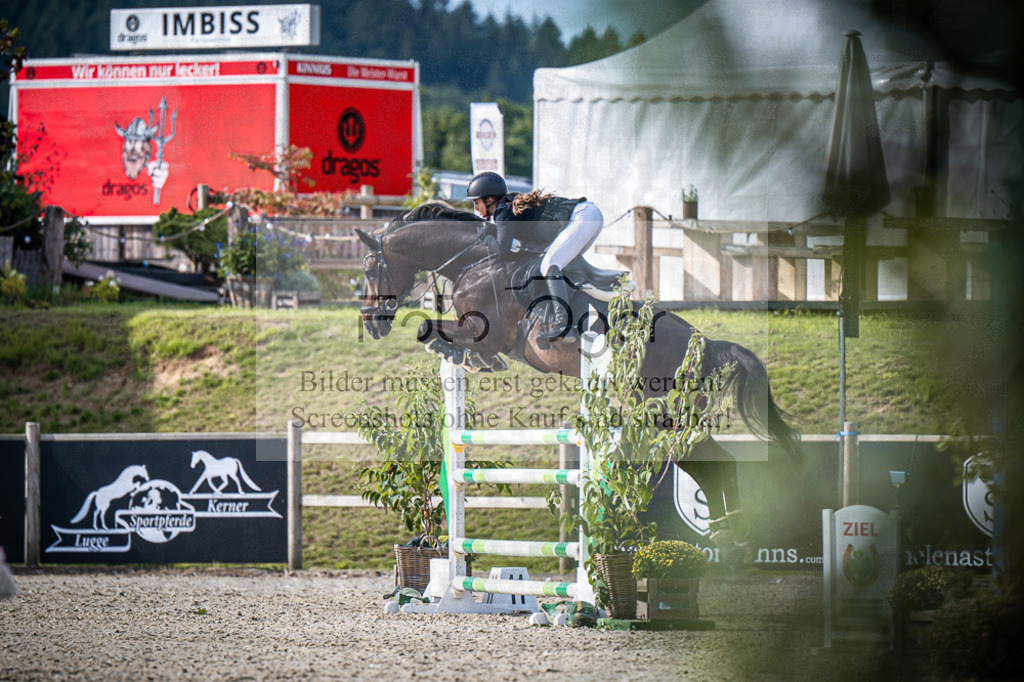 DOS_5747 | Entdecke hochwertige Reitturnierfotos von Foto Oger. Professionell, emotional und authentisch – jetzt Lieblingsmomente im Shop bestellen.Deutschlandweite Turnierfotografie. - Realisiert mit Pictrs.com