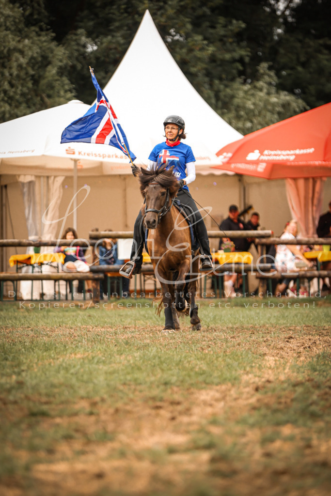 SoShow00002 | Leoni Ertmer Photography - Realisiert mit Pictrs.com