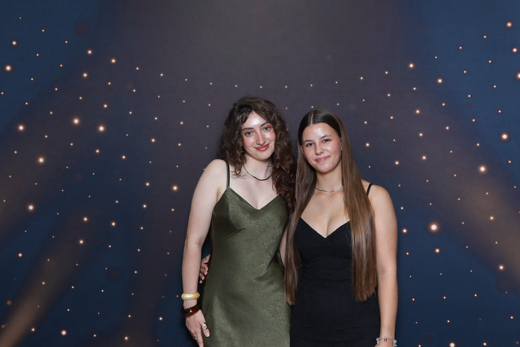 ZD260628112736-67 | Fotoshop von zweidimensional Fotografie. Ihr Fotograf im Aargau. Abzüge von Ihrem Fotobox Event bestellen.Abzüge von Ihrem Hochzeit bestellen.Abzüge von Ihrem Schulfotograf bestellen.