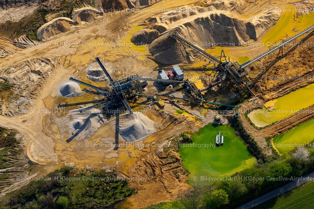 Luftbilder Wegberg-9938 | Luftbildfotografie Luftbild Wegberg Kies Tagebau an der Straße Fasanenweg - Realisiert mit Pictrs.com