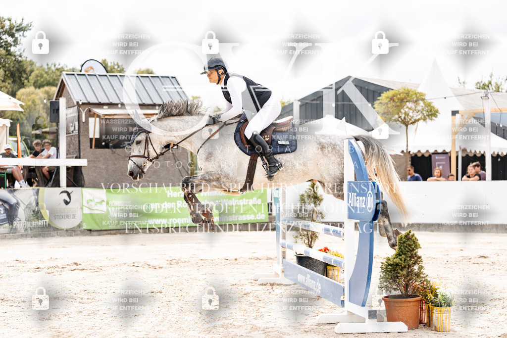 CK902040 | Turnierfotografie Pferdefotografie Trier Rheinland-Pfalz Pferdesport Reitsport Tierfotografie Sportfotografie Pferdevideo Pferdevideografie Equestrianvideography equestrianphotography  - Realisiert mit Pictrs.com