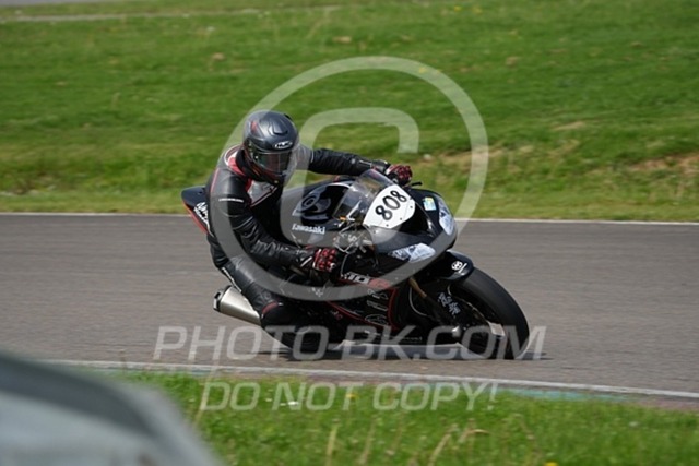 2024_05_14_PBK_22311 | Sportfotografie; SlowMotion; Video; Rennstrecke; Hafeneger; Speer; Racing; RSE; BMW; CBO; Trackday; Motorsportarena; Hockenheimring; Brno; Most; Barcelona; Valencia