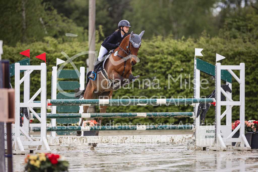 240426_Olfen-Vinnum_PonyTrophy-129 | Deine schönsten Turniermomente als professionelle Fotos! Entdecke hochwertige Pferdesport-Fotografie im Online-Shop. Jetzt Fotos finden & bestellen!