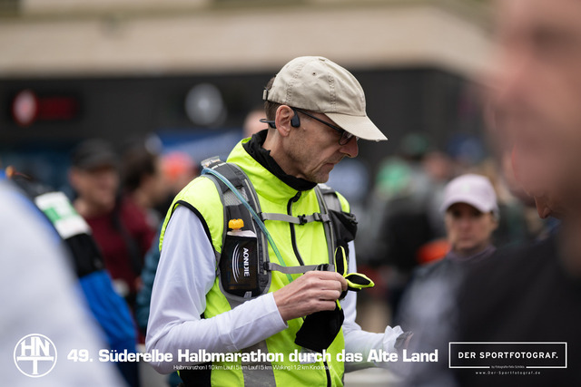 Süderelbe Halbmarathon 2025 I 09.11.2025 I Fotograf_DerSportfotograf.I 00265 | Der Sportfotograf. - Realisiert mit Pictrs.com