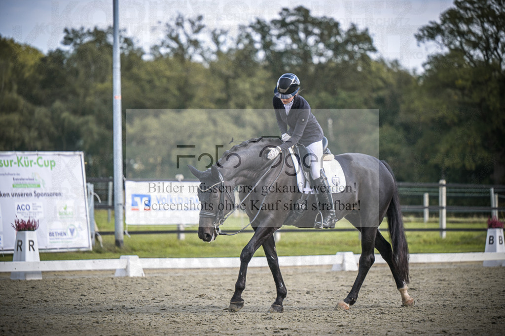 DOS_0444 | Entdecke hochwertige Reitturnierfotos von Foto Oger. Professionell, emotional und authentisch – jetzt Lieblingsmomente im Shop bestellen.Deutschlandweite Turnierfotografie. - Realisiert mit Pictrs.com