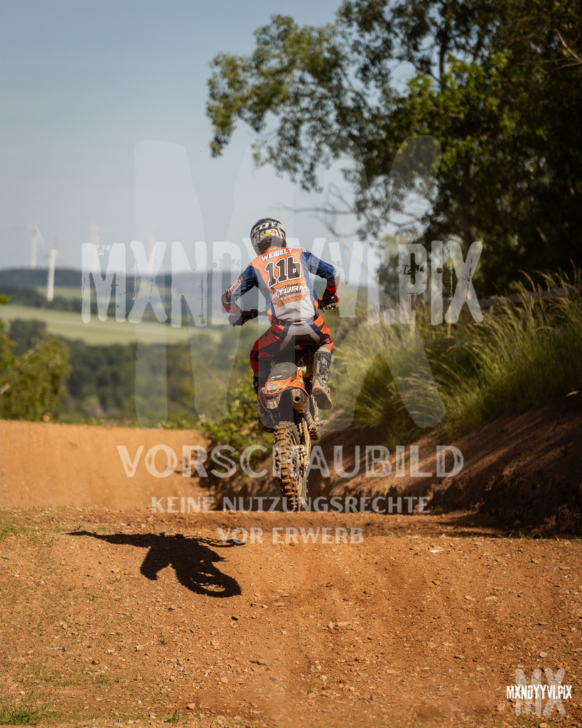 866A0813 | mxndyyvipix