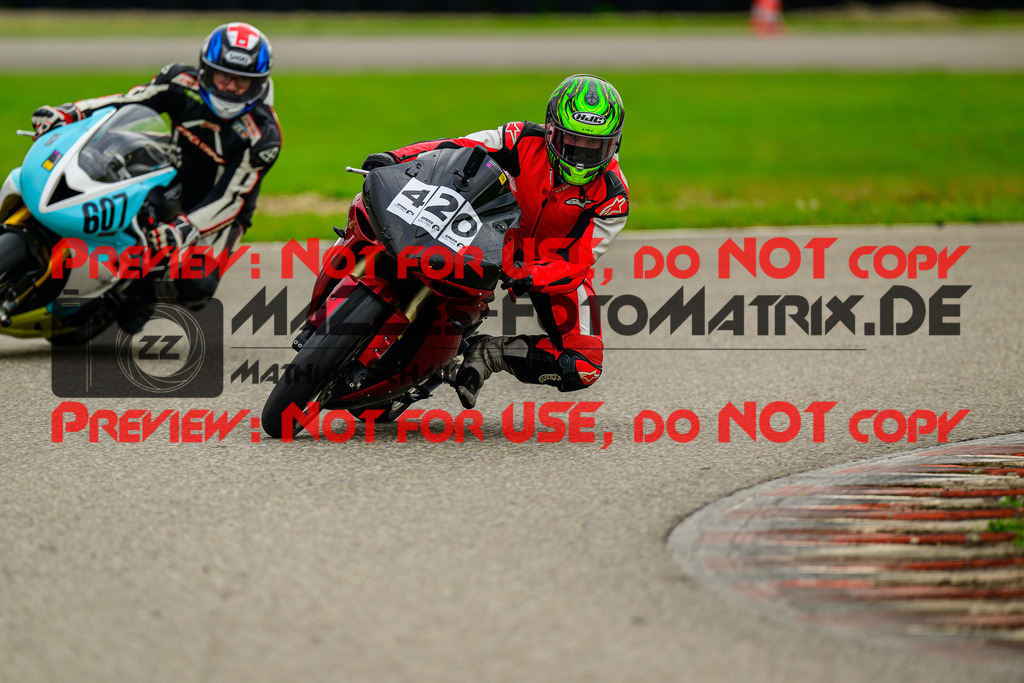 MaZZes_Fotomatrix_20241002_6007705_9989 | GELB