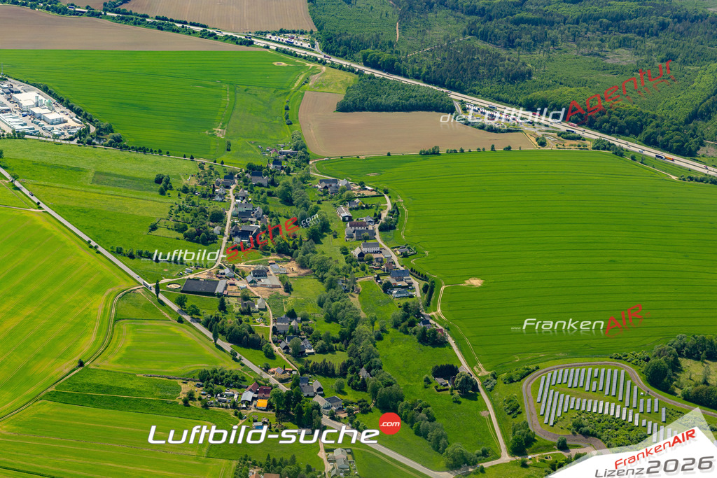 Die Luftaufnahme Falkenau - Hainichen wurde 2022 vom Flugzeug aus (keine Drohne) erstellt. Hohe Auflösung -für große Poster und Wandbilder geeignet - Garantiert!
