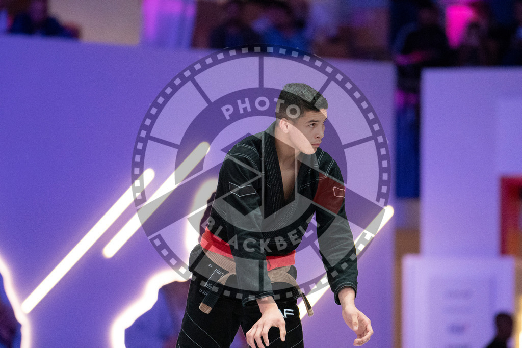 20231109PBB4872 | Fighters compete during the AJP World Professional Championship in the Mubadala Arena in Abu Dhabi, Arab United Emirates, on November 9, 2023.