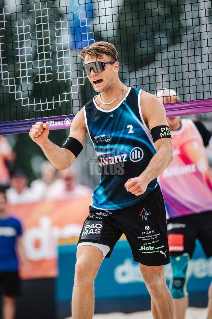 Beachvolleyball | Männer | German Beach Tour 2024 | Tourstop Bremen | 08.06.2024 | Daniel Kirchner jubel mit Faust