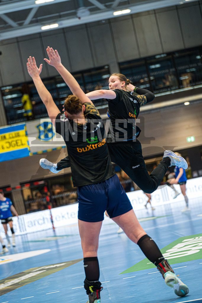 Handball I Frauen I Saison 2025-2026 I Bundesliga I Buxtehuder SV - HSG Blomberg-Lippe | CONTRAST ZERØ MEDIA - Realisiert mit Pictrs.com