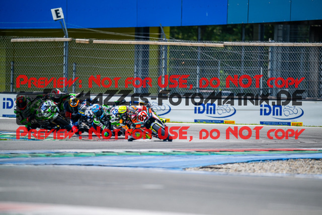 MaZZes_Fotomatrix_20230820_6007705_7220 | SSP300