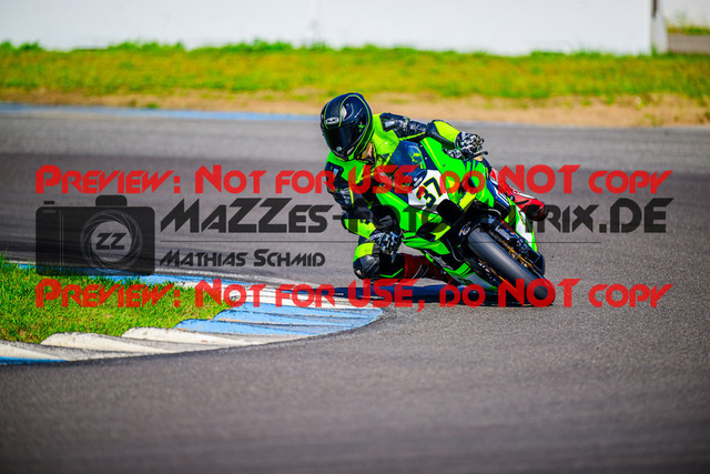 MaZZes_FotoMatrix_240520_6021986_7372 | WEISS