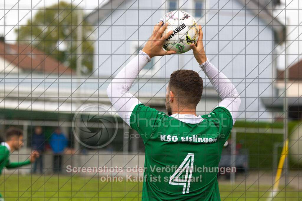 20261011_163104_0442_(c)_by_PhotoPeet | #,KSG Eislingen (grün) vs. 1.FC Donzdorf (rot), Fußball, Bezirksliga - Bezirk Neckar/Fils, 07. Spieltag, Saison 2026/2027, Rasensportplatz, Albstraße 69, 73054 Eislingen, 11.10.2026 - 15:00 Uhr,Foto: PhotoPeet / Sport- &amp; Eventfotografie / Peter Harich