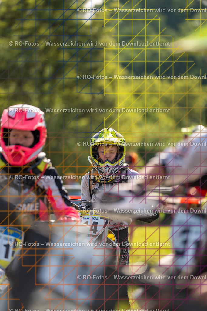 Wolfshausen 4 Lauf -66 | Sportfotografie von RO-Fotos: Motorsport, Motocross, Enduro, Laufveranstaltungen und Triathlon. Professionelle Fotos von Sportlern und Events. - Realisiert mit Pictrs.com