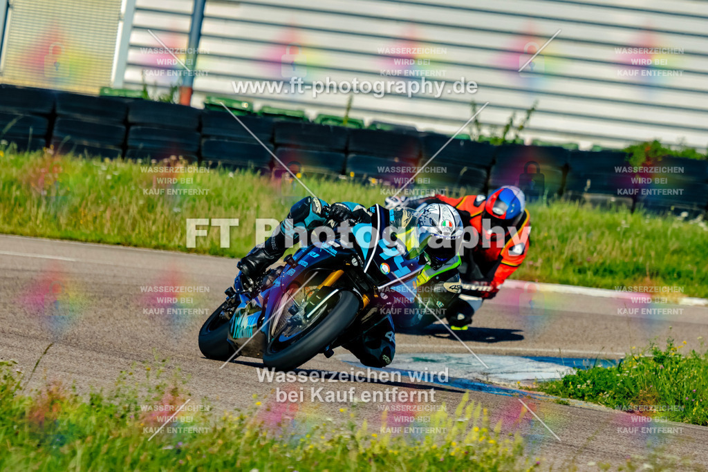 044-1498 | Hier findet Ihr Bilder von Touristenfahrten auf der Nürburgring Nordschleife oder von anderen Veranstaltungen die ich besucht habe. Viel Spass beim Durch Schauen 