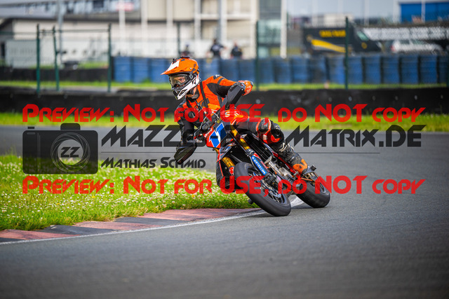 MaZZes_FotoMatrix_240621_6021986_9657 | ROT