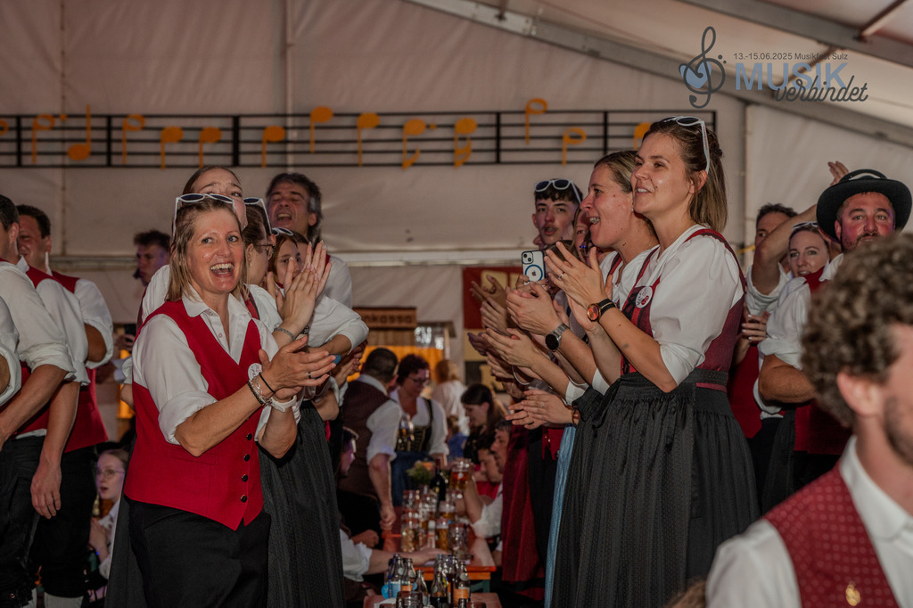 DSC_6300 | "Fussifoto.com – Ihr Ansprechpartner für hochwertige Fotografie! Entdecken Sie kreative Bilder und professionelle Dienstleistungen. Kontaktieren Sie uns für Ihre Projekte!"