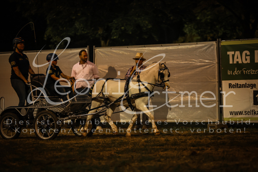 SaShow00311 | Leoni Ertmer Photography - Realisiert mit Pictrs.com