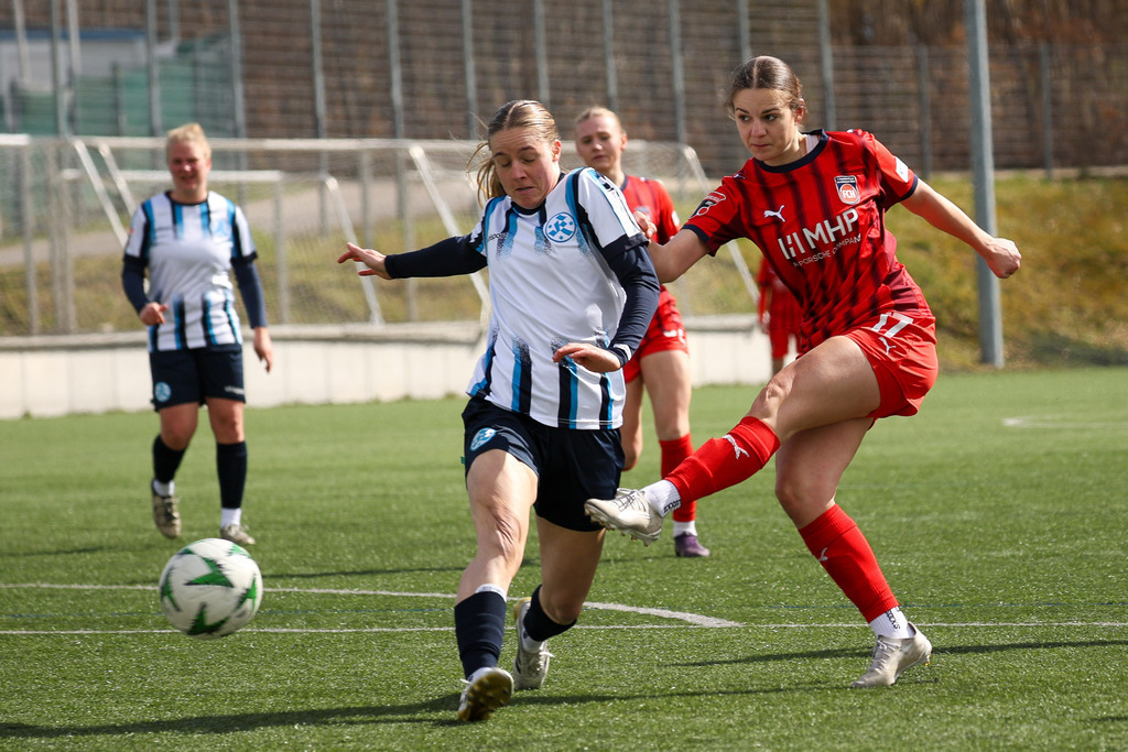 20260329-FCH-WaldebeneStuttgart_070 | 1.FC Heidenheim 1846 vs. FSV Waldebene Stuttgart, Fußball, Frauen, Oberliga, 2025/2026, 15. Spieltag, 29.03.2026 in Heidenheim, Kunstrasen b. Voith-Arena West(Foto: Michael Bulling) - Realisiert mit Pictrs.com