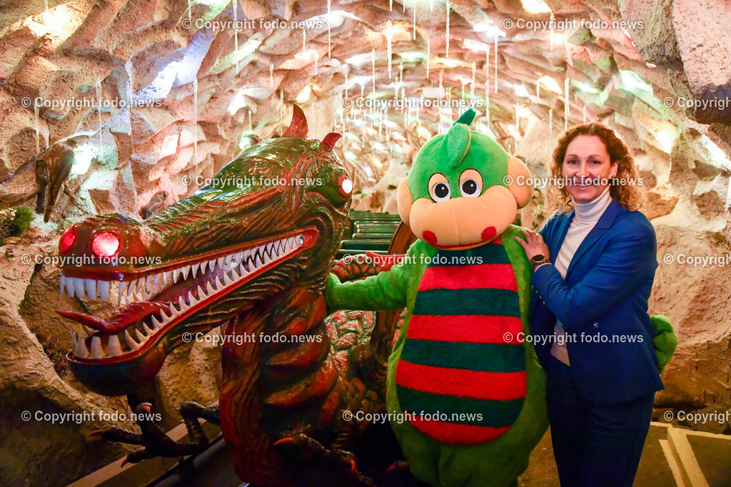 Pöstlingberg_ Grottenbahn_ 21.02.2023-27 | 21.02.2023, Poestlingberg, Grottenbahn, AUT, Grottenbahn, Poestlingberg im Bild Lenzibald, Sebastian, Barbara Kaiser-Anzinger (Leiterin Grottenbahn Linz AG)