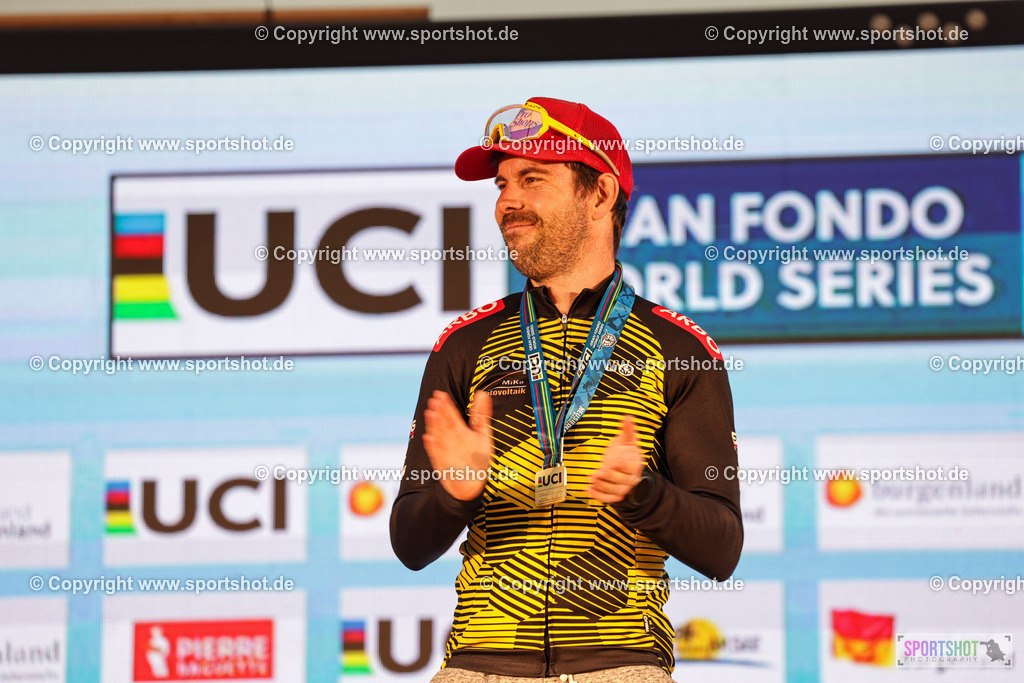 327_VJ__5999 | Neusiedlersee Radmarathon 2026@sportshot_your_pictrs #yourpictures#roadtowm2029 #nrm #neusiedlerseeradmarathon #neusiedlersee #neusiedlerseetourismus #burgenland #mörbisch #nrm26 #burgenlandtourismus #voglundco #poweredbyburgenlandtourismus #radsport #rad #marathon #ucigranfondo #visitburgenland #ucigranfondoworldseries