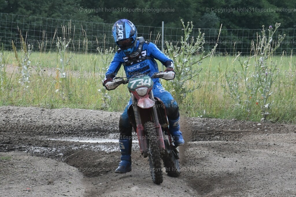 DSC_0296 (2) | Sportfotografie , Motorsport, Motoross, Reitsport, Mointainbike, Enduro,
Landschaft , Outdoor, Eventfotografie, Landschaft, Bilder online bestellen - Realisiert mit Pictrs.com