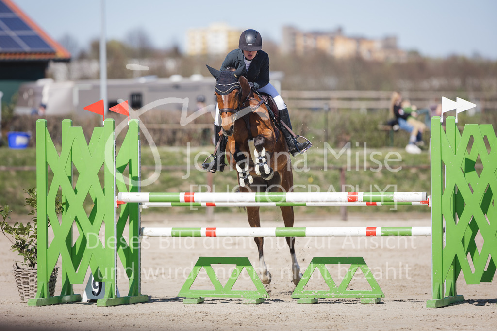 220416_4_L-Stil2-526 | Frühlingsfest der Pferde
Herford
16.April 2022
04/2 Stilspringprüfung Kl.L geschlossen 79-481 RLP