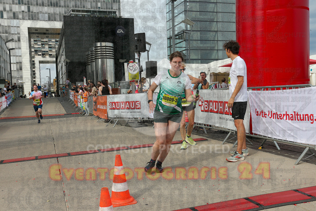 250920_1523_EX1_9237 | Sportfotografie im Rhein-Sieg Kreis, Köln, Bonn, NRW, Rheinland Pfalz, Hessen, etc. Unser Tätigkeitsfeld umfasst den Laufsport vom Volkslauf über den Marathon, Duathlon, Triathon bis zum Ultralauf wie Kölnpfad Ultra oder Schindertrail.