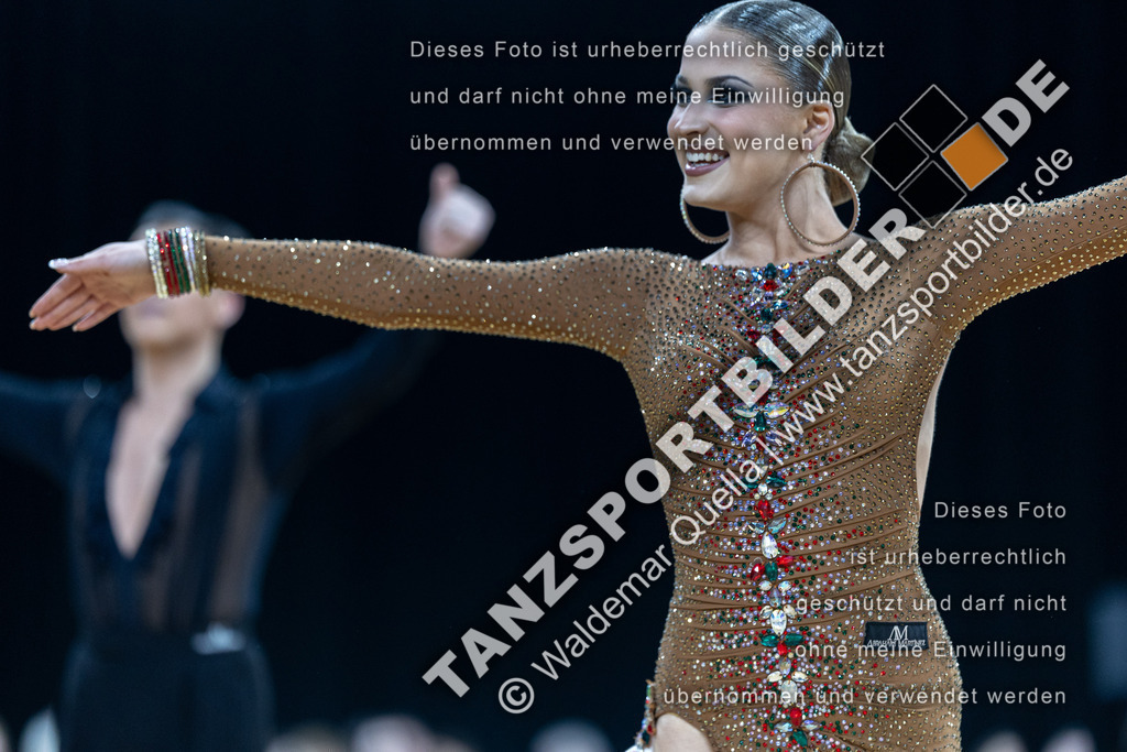 20240309-10237 | Hier finden Sie Tanz Bilder vom Latein und Standard Formationen tanzen. Sportbilder vom Tanzsport. Schöne Fotos und von Weltmeisterschaft, Europameisterschaft, Bundesliga, Regionalliga, Oberliga und Landesliga sowie von GOC Stuttgart, DanceComp, WM Bremen