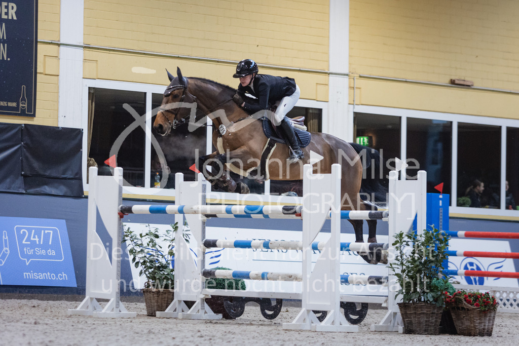 230211_Warstein_M2-Spr-204 | Deine schönsten Turniermomente als professionelle Fotos! Entdecke hochwertige Pferdesport-Fotografie im Online-Shop. Jetzt Fotos finden & bestellen!