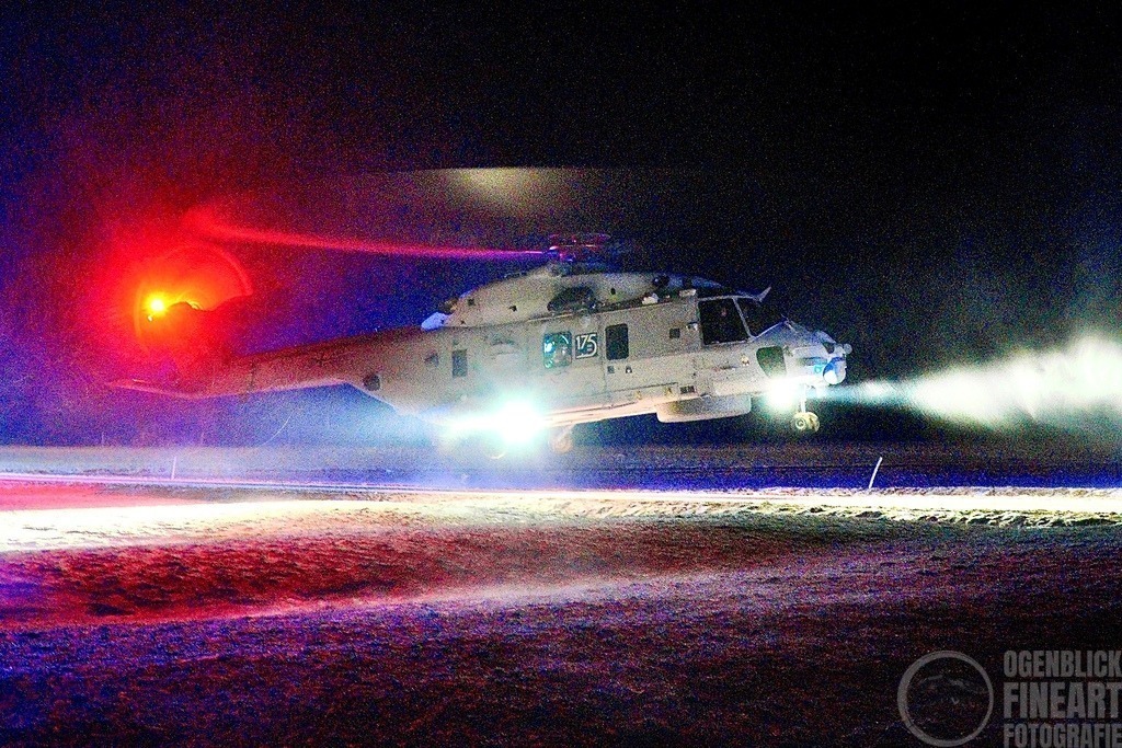 ORG__M_D5208 | Björn Thiemann; Ogenblick.de; Fotografie; Photograph; Landscape, Pellworm, Schleswig-Holstein; Inselfotograf; Inselfotografien; Wattenmeer; National-Park; Naturschutzgebiet; Leuchtturm; Lighthouse; Leinwandbilder; Kalender; Pellworm Kalender;  - Realisiert mit Pictrs.com