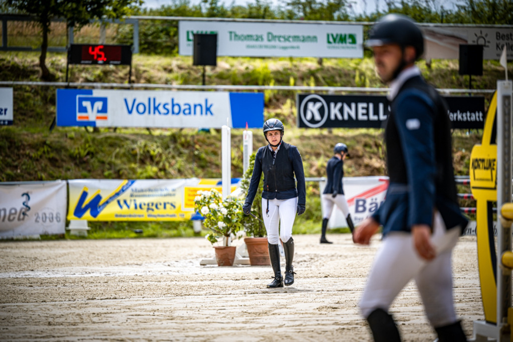 Turnier Laggenbeck 2026 | Entdecke hochwertige Reitturnierfotos von Foto Oger. Professionell, emotional und authentisch – jetzt Lieblingsmomente im Shop bestellen.Deutschlandweite Turnierfotografie. - Realisiert mit Pictrs.com